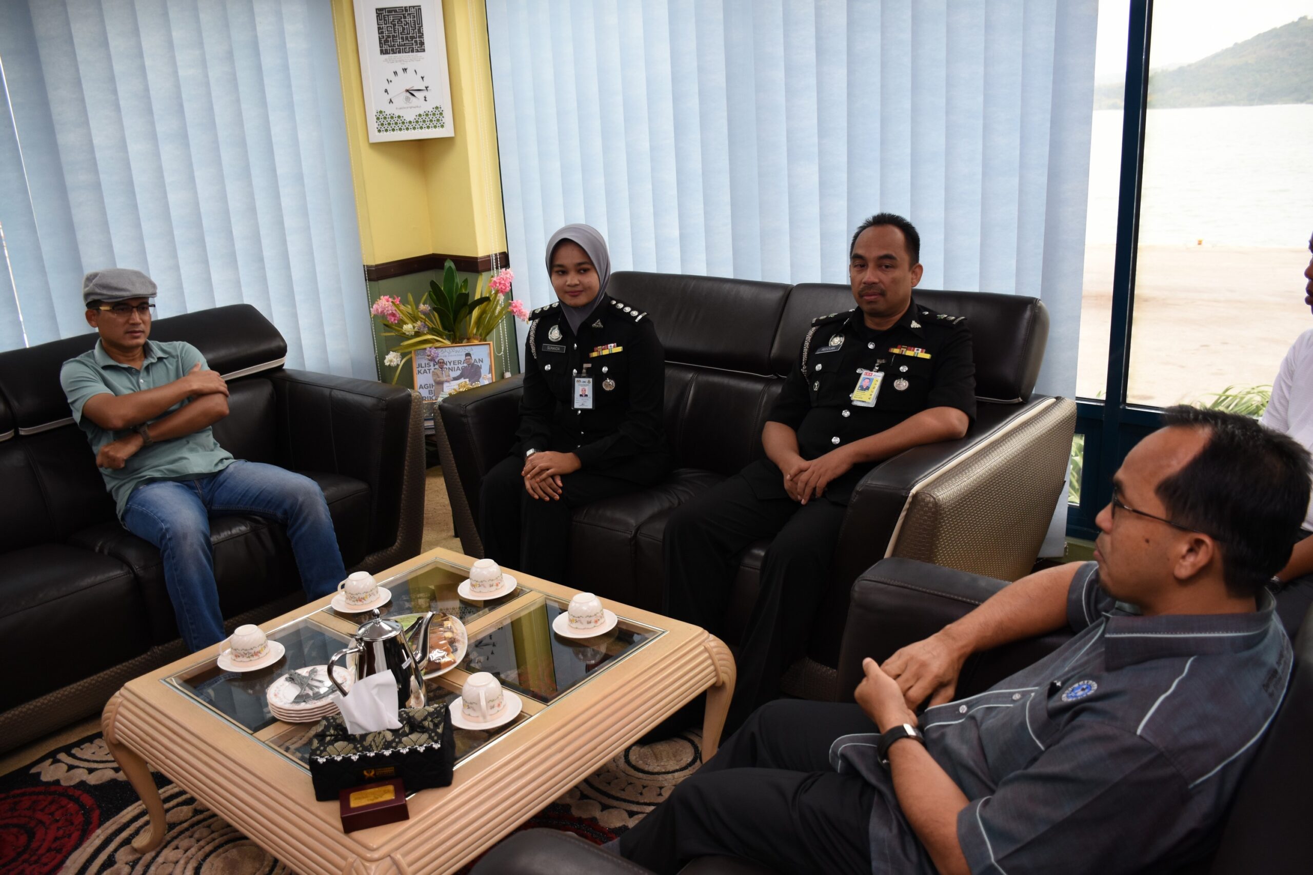 Read more about the article Kunjungan Ketua Pengarah Imigresen Malaysia ke Langkawi Port